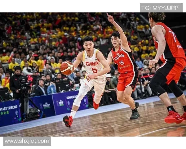 男篮世预赛激战美国对阵古巴谁能在这场较量中脱颖而出